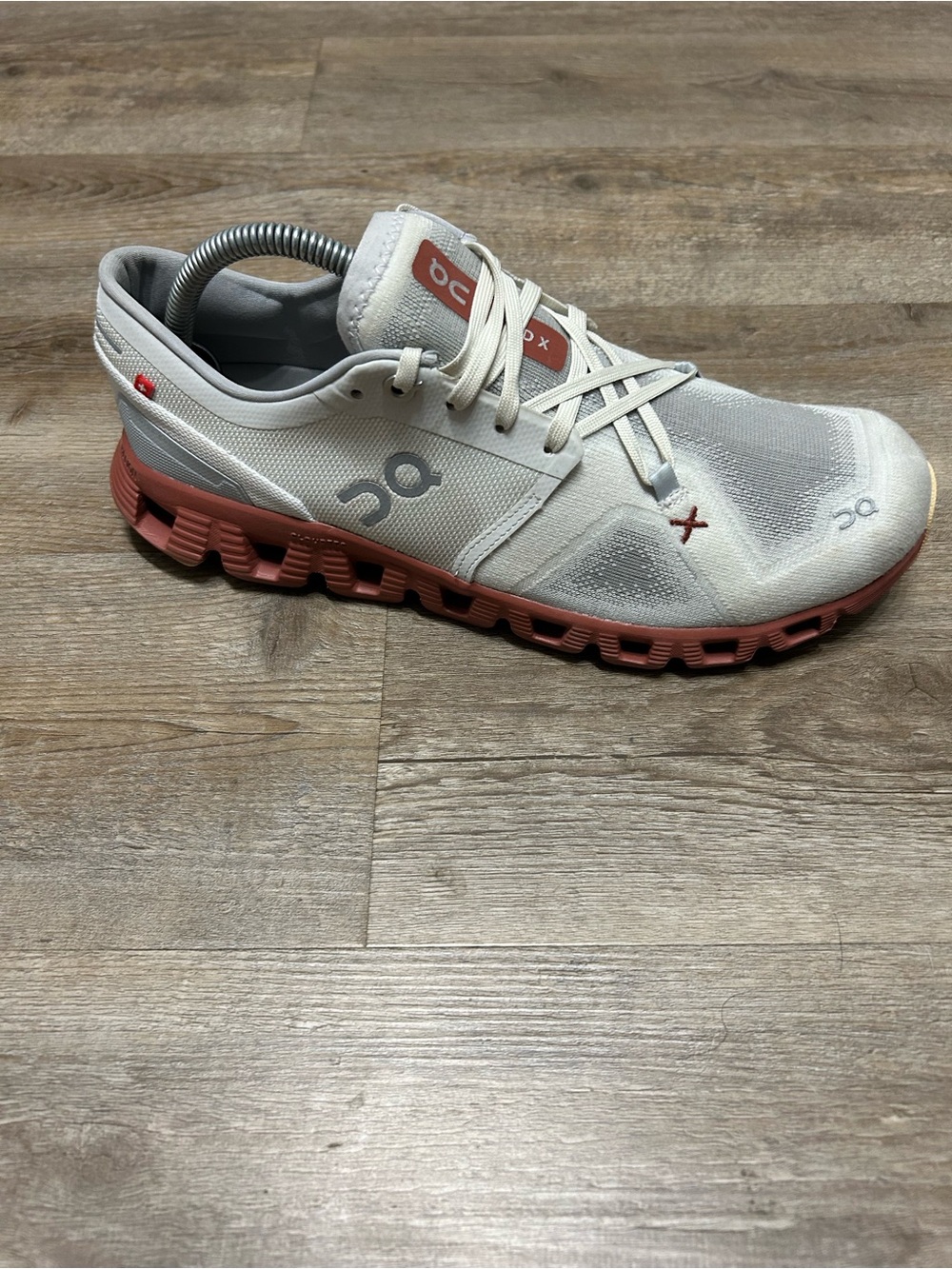 On Cloud Running Women’s Size 10 White Ice Auburn Athletic Running Shoes - Picture 5 of 10